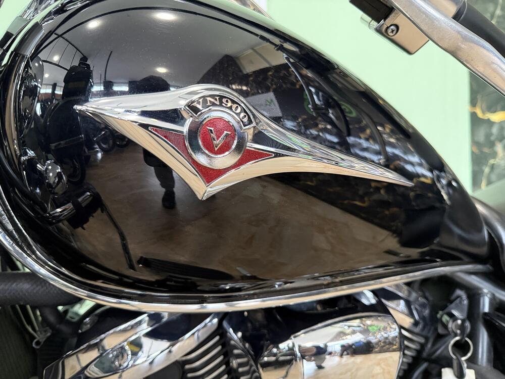 Kawasaki Vulcan VN 900 Classic (2006 - 10) (7)