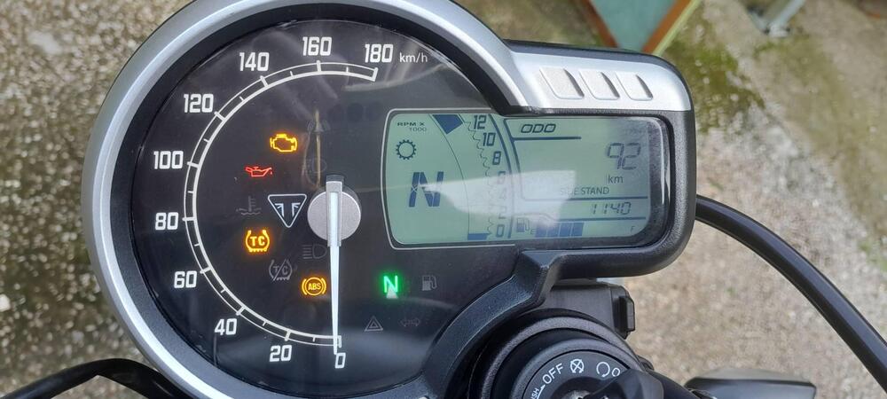 Triumph Speed 400 (2024 - 26) (7)