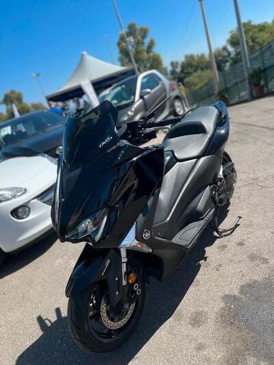 Yamaha T-Max 530 SX (2017 - 19) usata