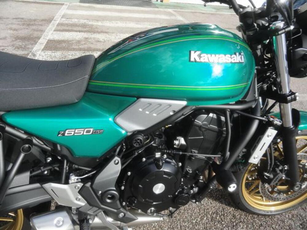 Kawasaki Z 650 RS (2022 - 24) (9)