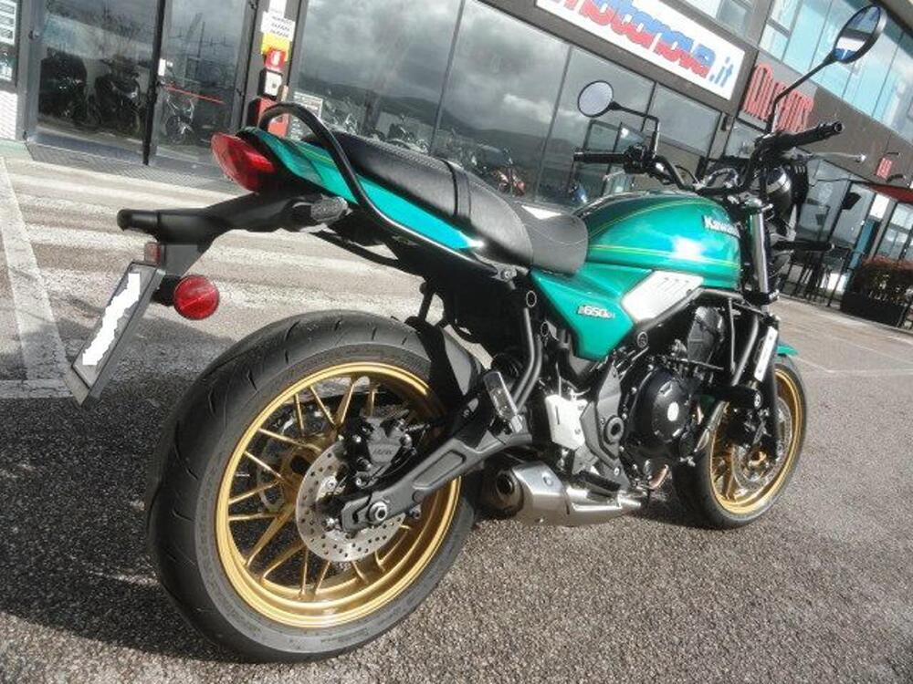Kawasaki Z 650 RS (2022 - 24) (8)