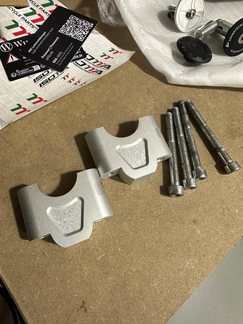 Riser manubrio Touratech 40mm tipo 39 per BMW R12