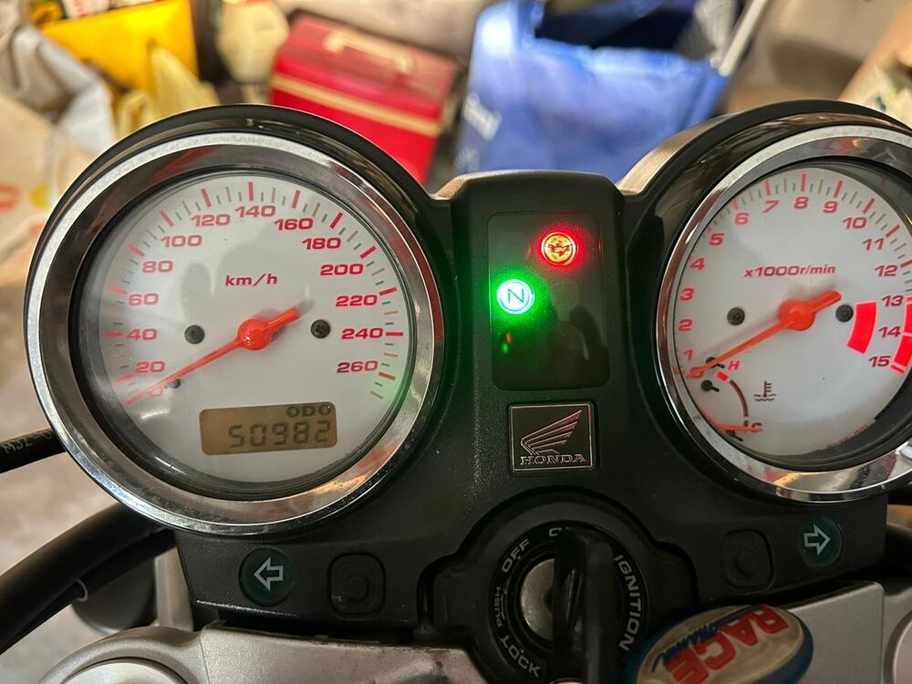 Honda Hornet 600 (2003 - 04) (5)