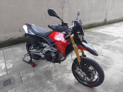 Aprilia Dorsoduro 750 (2009 - 14) usata