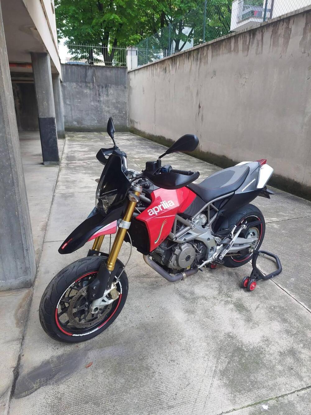 Aprilia Dorsoduro 750 (2009 - 14) (4)