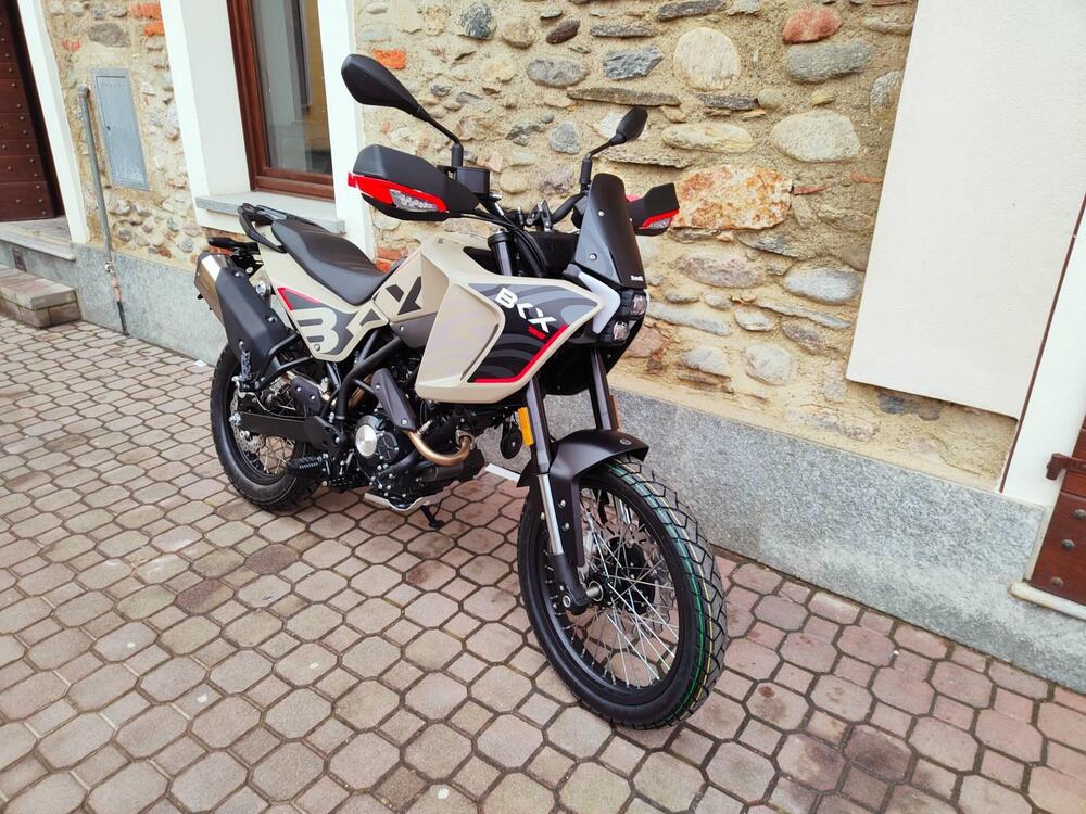 Benelli BKX 125 (2026) (10)