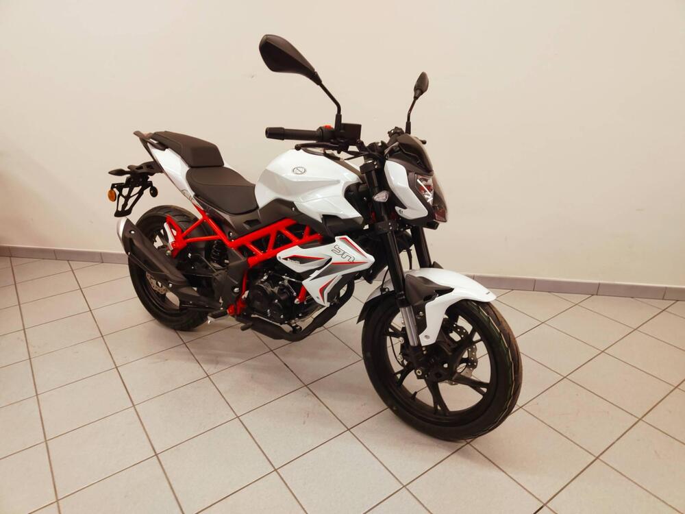 Benelli BN 125 (2026) (2)