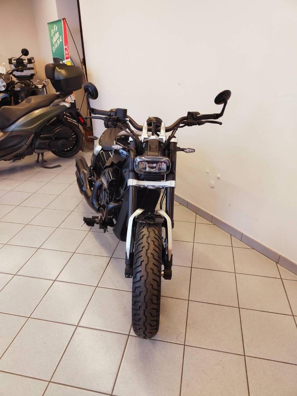 Benelli Leoncino 400 Bobber (2026) (7)