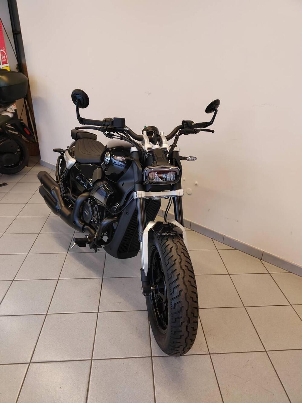 Benelli Leoncino 400 Bobber (2026) (15)