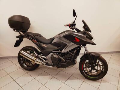 Honda NC 750 X DCT ABS (2014 - 15) usata