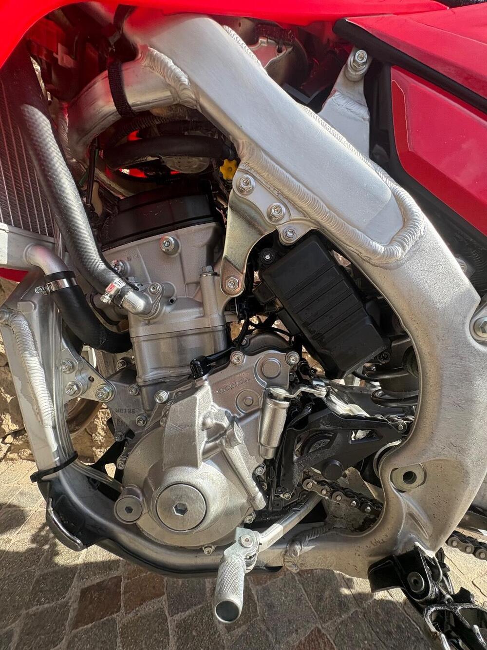 Honda CRF 250 R (2026) (8)