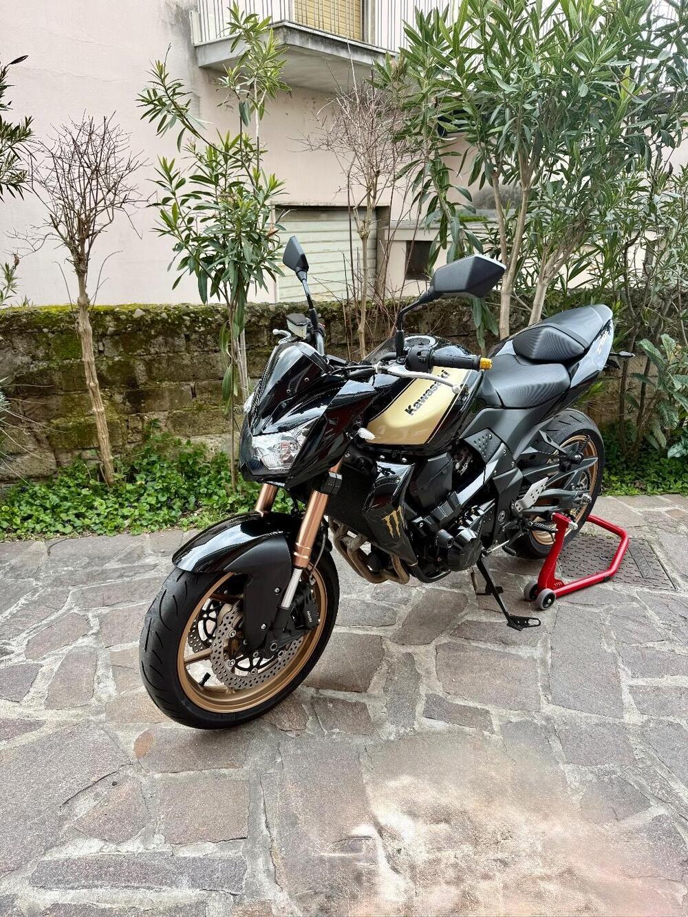 Kawasaki Z 750 R (2011 - 14)