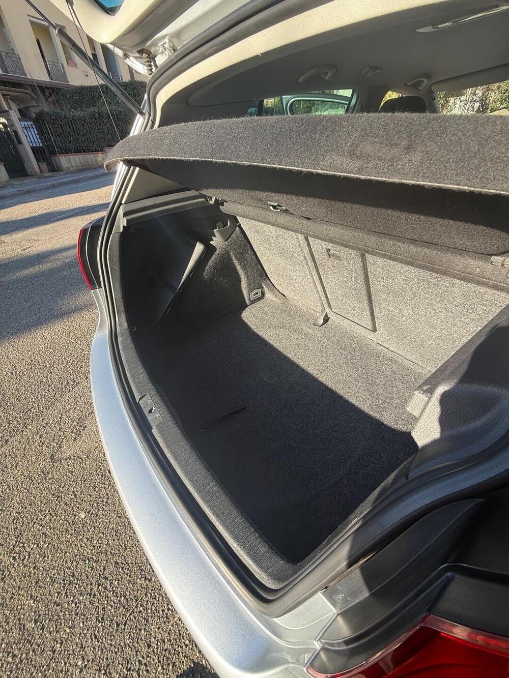 Volkswagen Golf usata a Benevento (10)