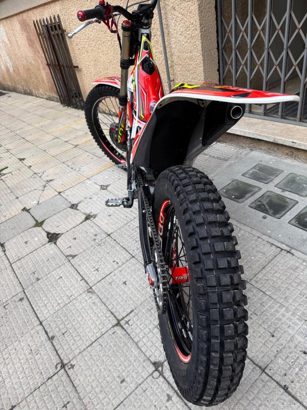TRS Motorcycles XTrack 300 One AE (2022 - 23) (3)