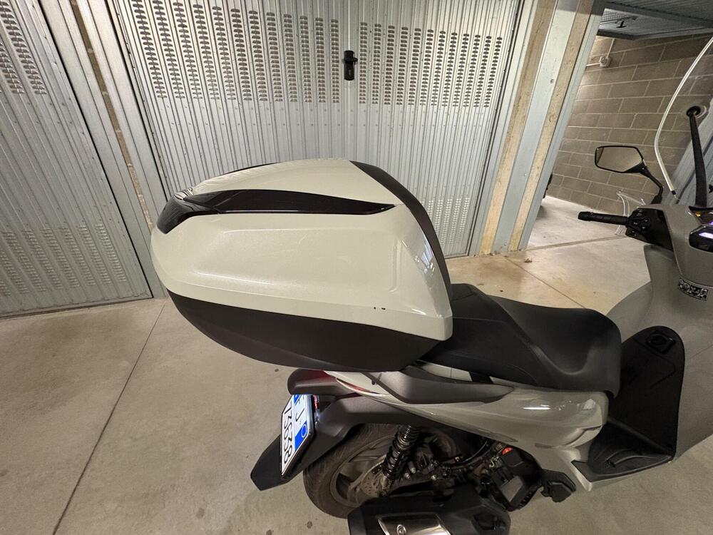 Honda SH 150i (2024 - 25) (6)