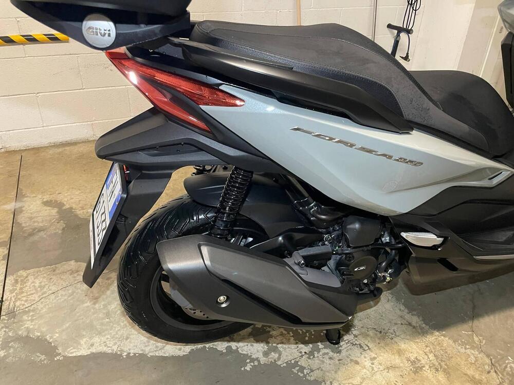 Honda Forza 350 (2022 - 24) (9)