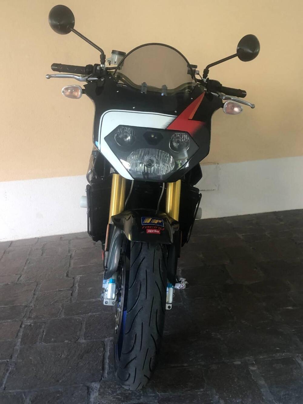 Aprilia Tuono 1000 R Factory (2004 - 05) (3)