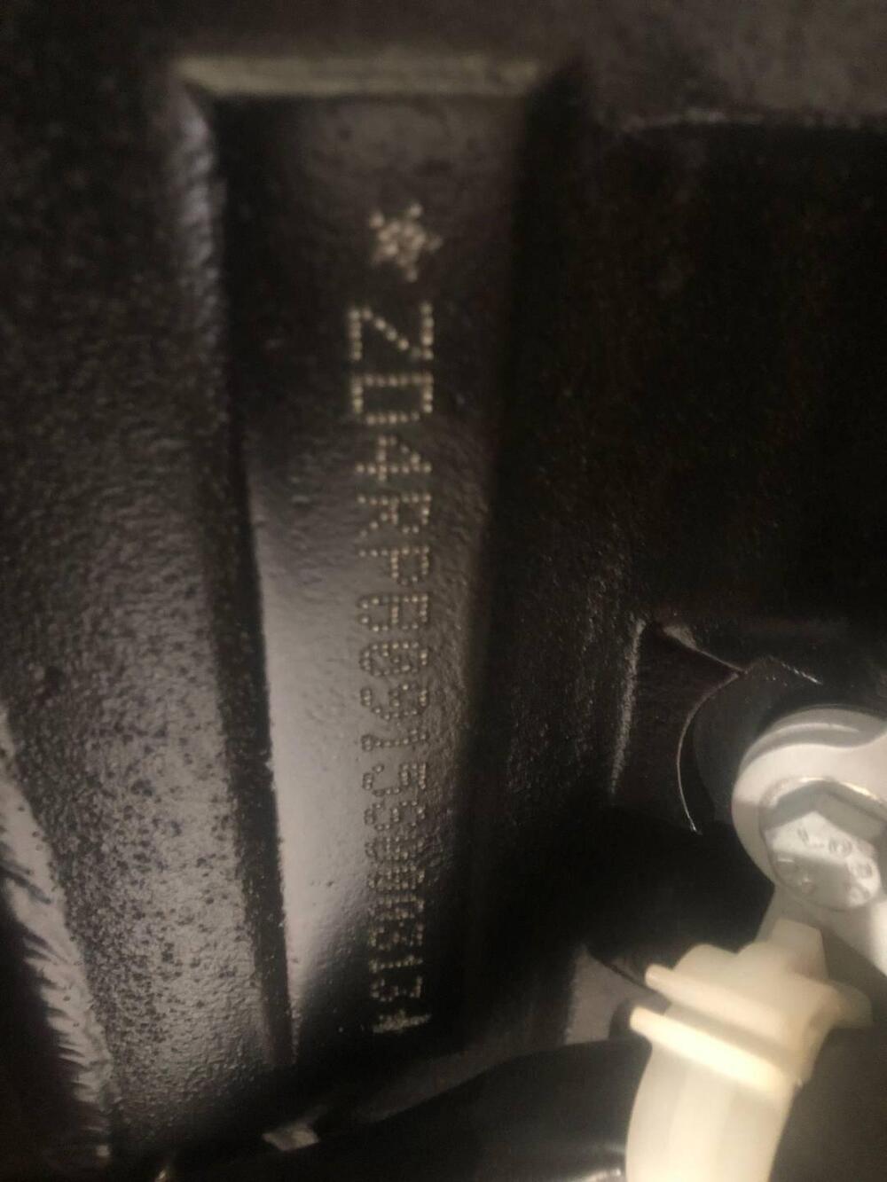 Aprilia Tuono 1000 R Factory (2004 - 05) (8)