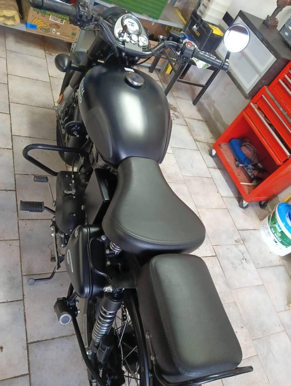 Royal Enfield Classic 500 EFI Stealth Black (2018 - 20) (9)