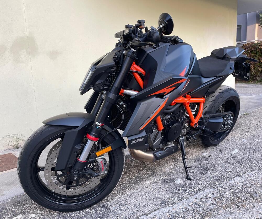 KTM 1390 Super Duke R (2024 - 26) (4)