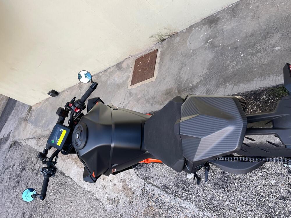 KTM 1390 Super Duke R (2024 - 26) (6)