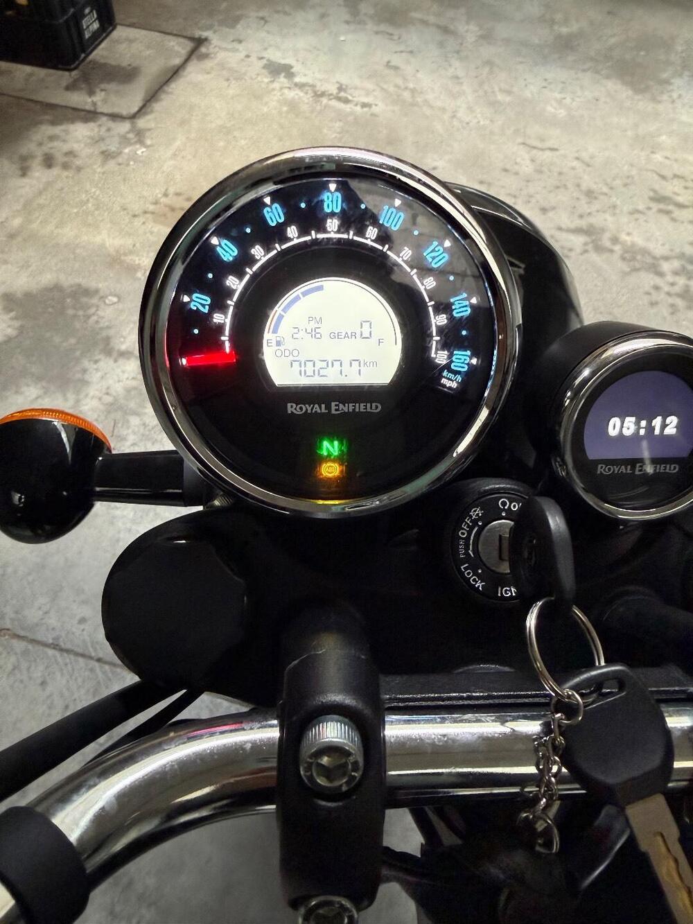 Royal Enfield Meteor 350 (2021 - 26) (3)