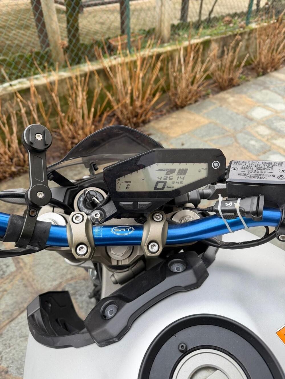 Yamaha MT-09 (2013 - 15) (2)