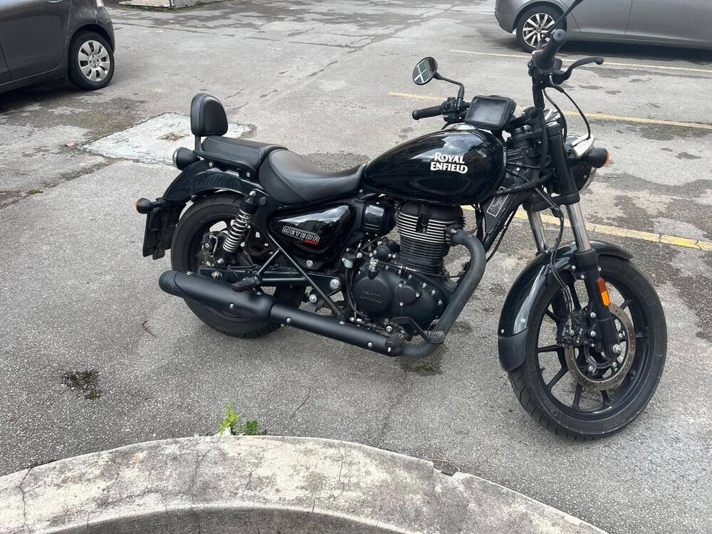 Royal Enfield Meteor 350 (2021 - 26) (2)