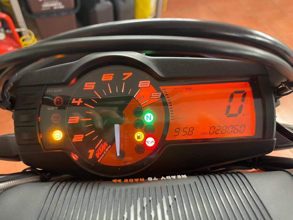 KTM 690 SMC R (2012 -17) (10)