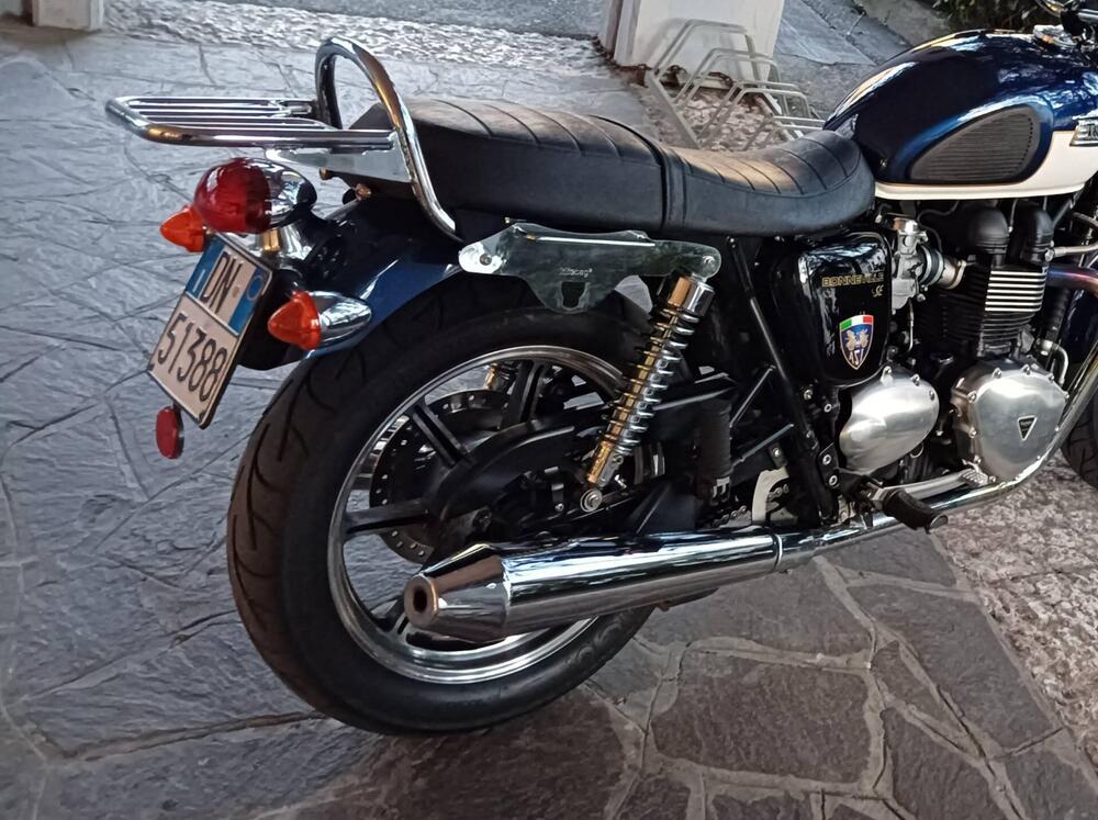 Triumph Bonneville SE (2009 - 13) (3)