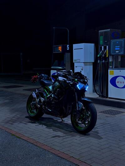 Kawasaki Z 900 (2021 - 24) usata