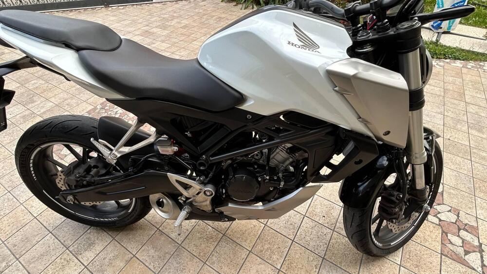 Honda CB 125 R (2018 - 20) (8)