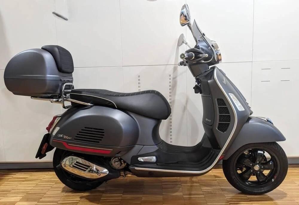 Vespa GTS 300 Super Sport Hpe (2021 - 22) (4)