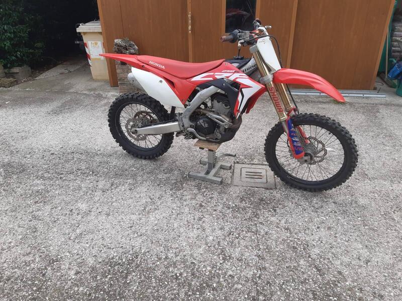 Honda CRF 250R (2019) (2)