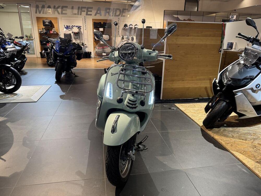 Vespa GTS 300 (2023 - 24) (3)