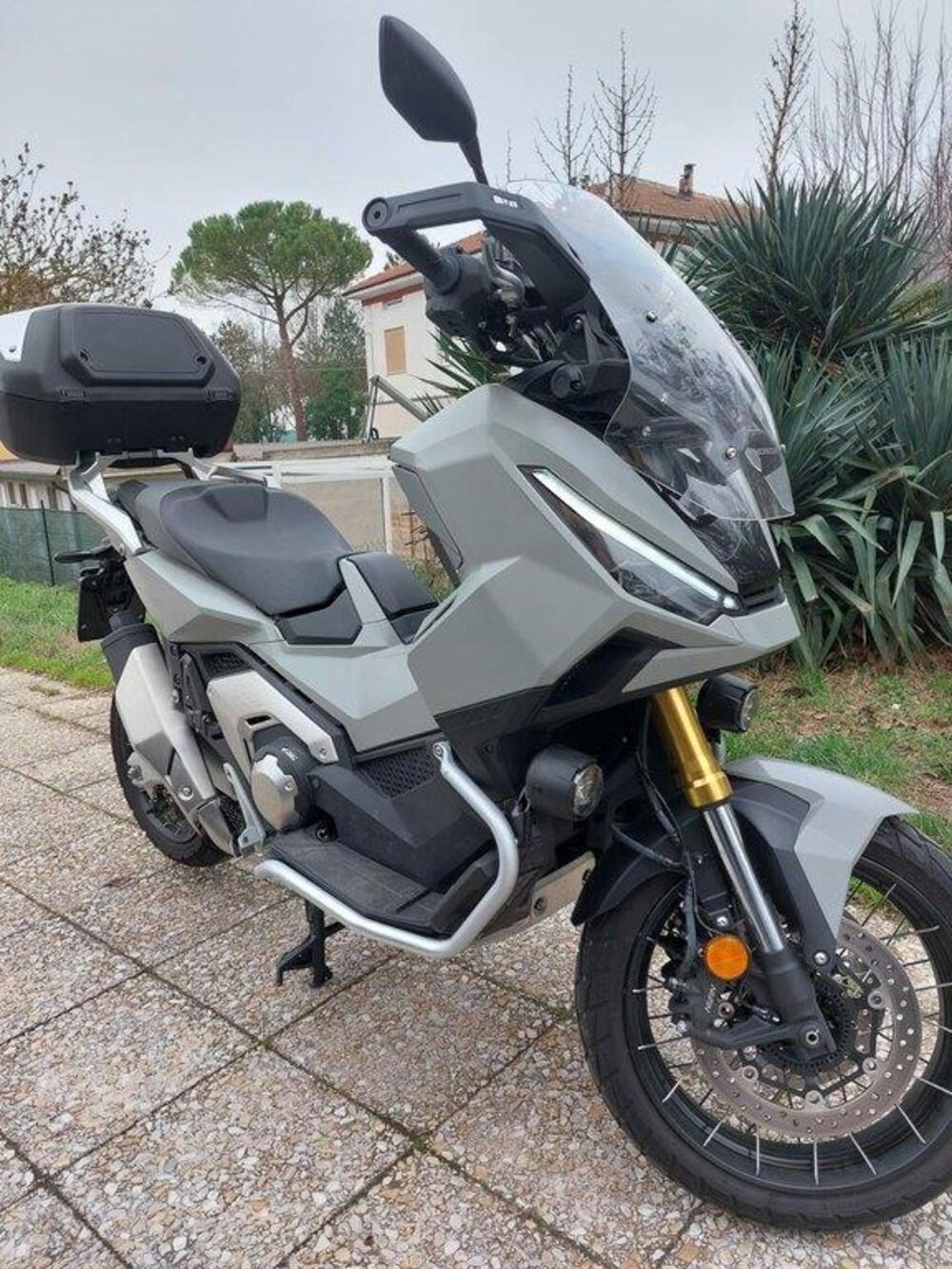 Honda X-ADV 750 DCT Adventure (2021 - 24) (2)