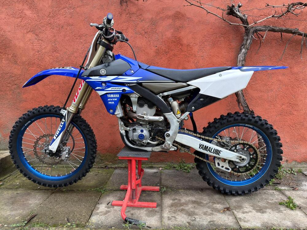 Yamaha YZ 250 F (2018)