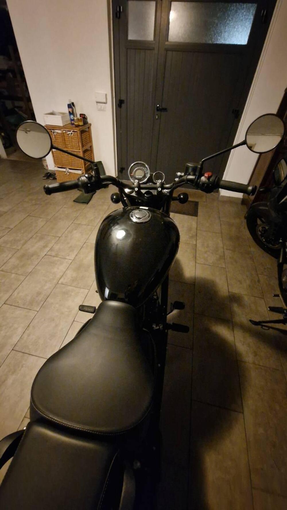 Royal Enfield Meteor 350 (2021 - 26) (3)