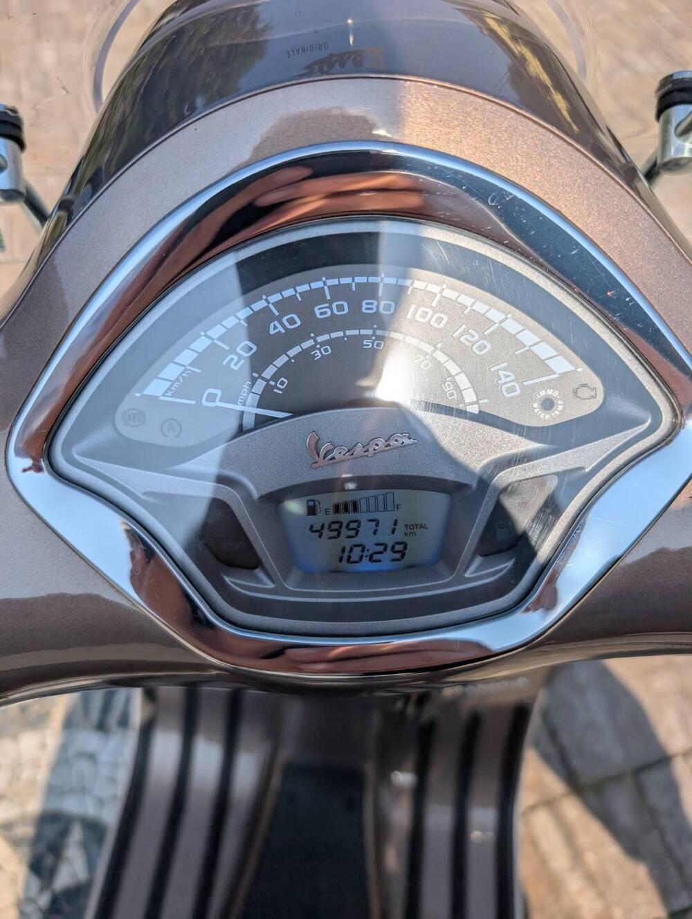 Vespa GTS 300 Touring ABS (2017 - 19) (6)