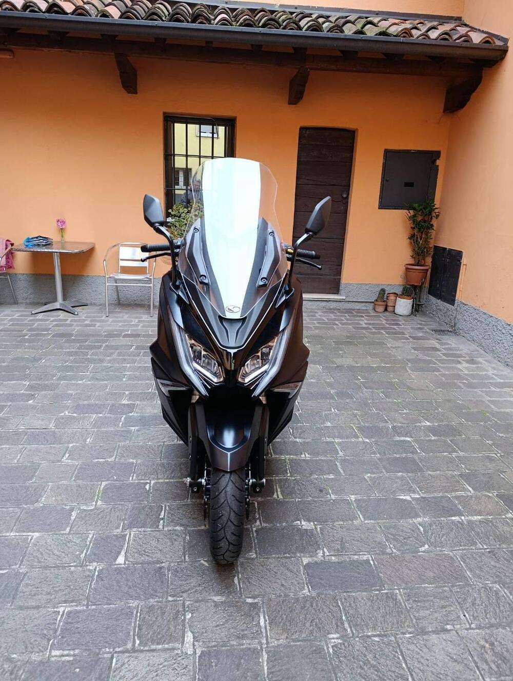 Kymco AK 550 ETS (2021 - 26) (3)