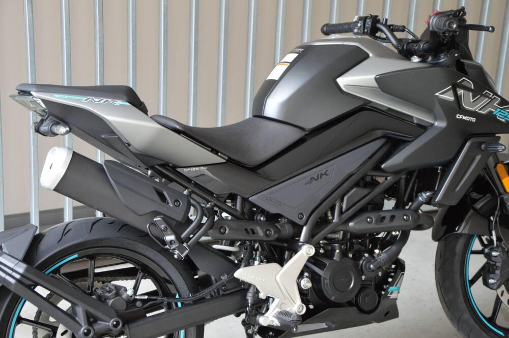 CFMOTO 125NK (2025 - 26) (9)