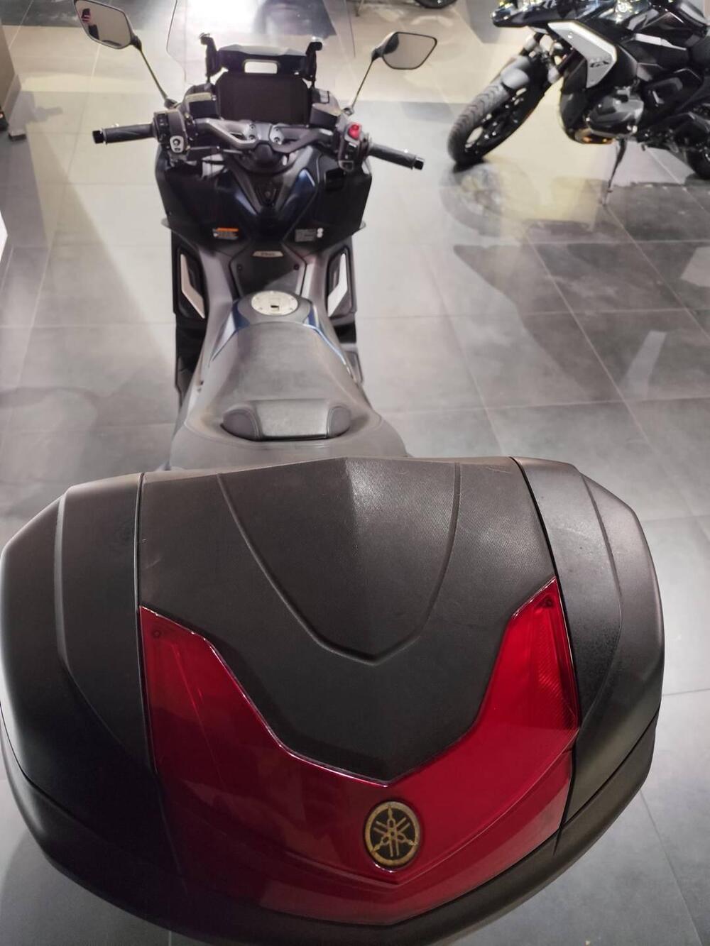 Yamaha T-Max 560 (2022 - 24) (7)
