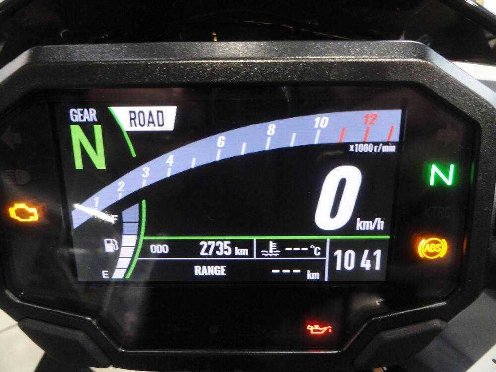 Kawasaki Z 900 (2021 - 24) (9)