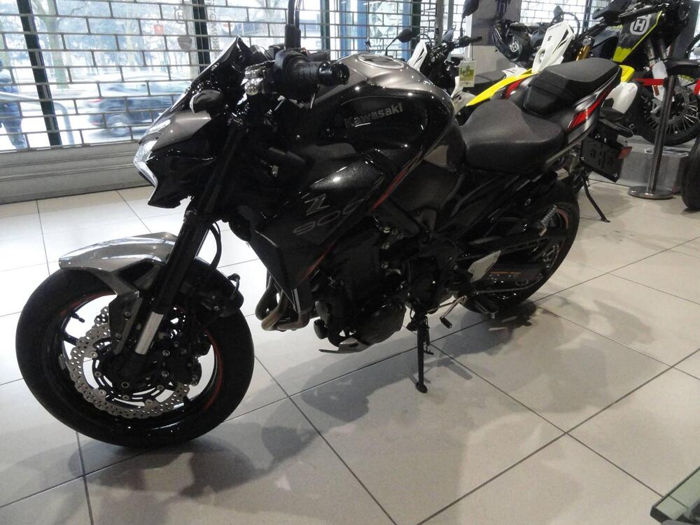 Kawasaki Z 900 (2021 - 24) (10)