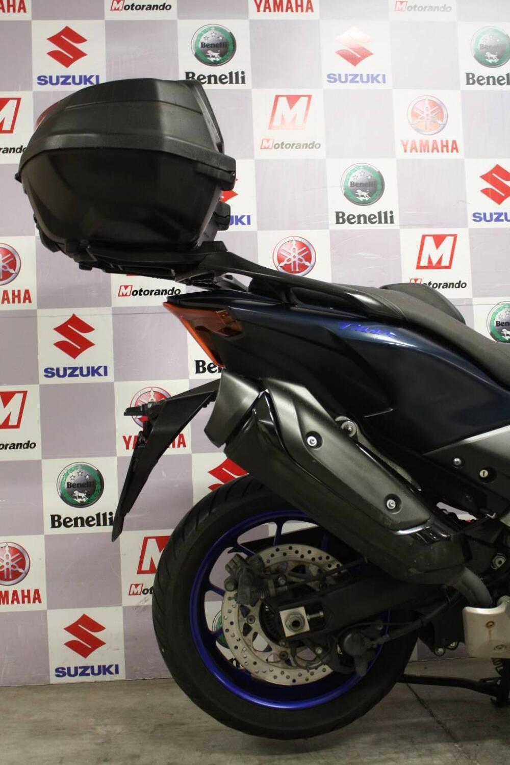 Yamaha T-Max 560 (2022 - 24) (4)