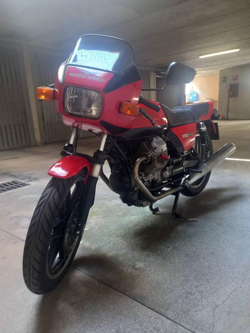Moto Guzzi V 50 Monza  (10)
