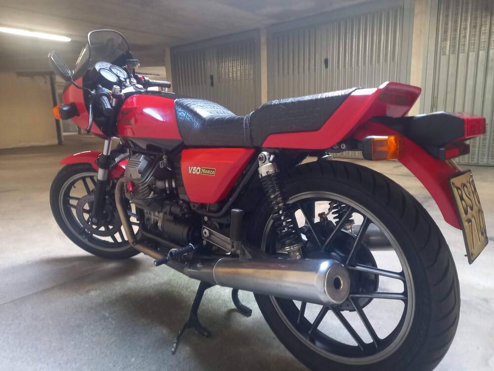 Moto Guzzi V 50 Monza  (12)