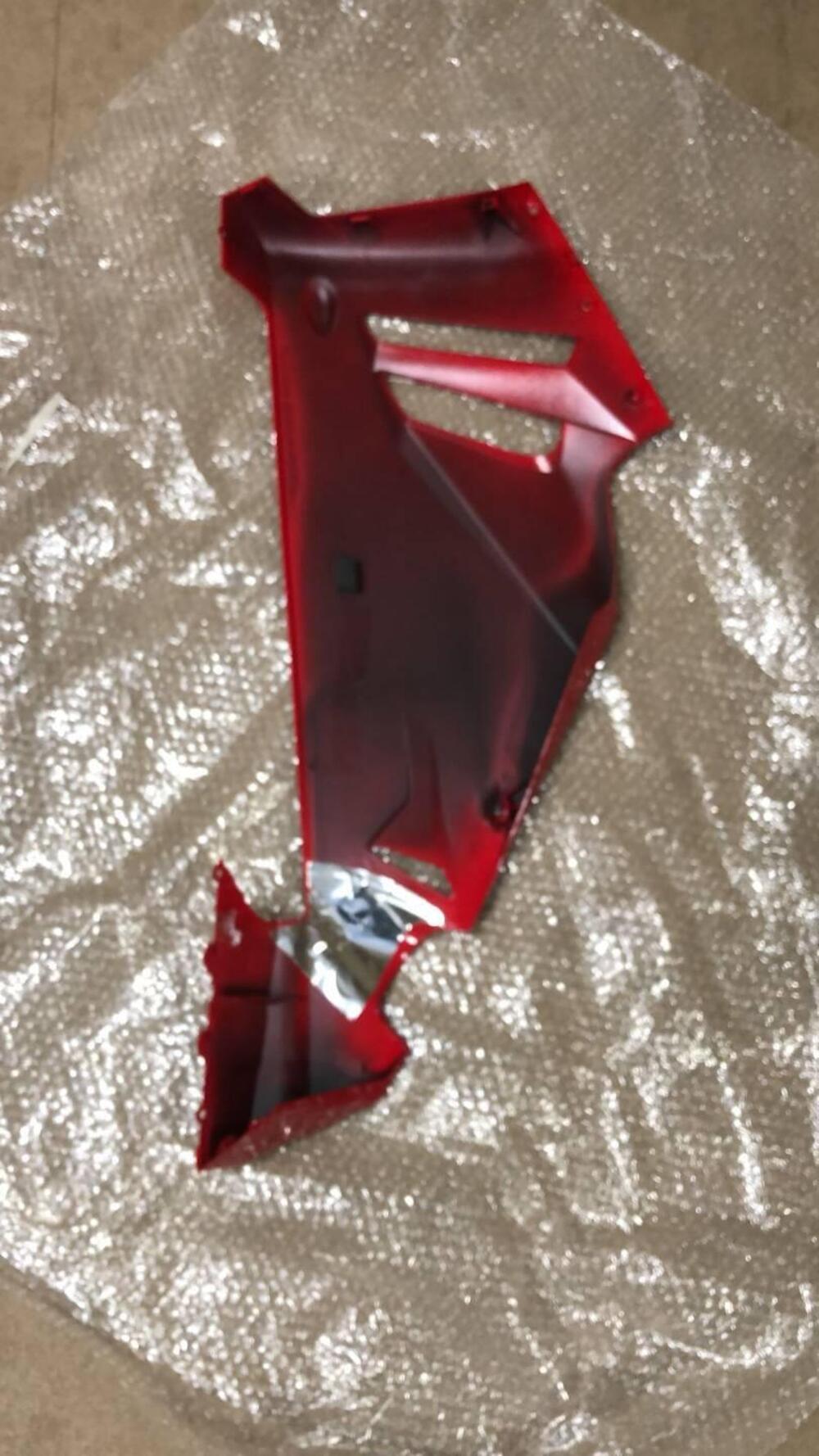 FIANCATA INF. DX CARENA PER HONDA CBR 1000 RR-R CO (2)