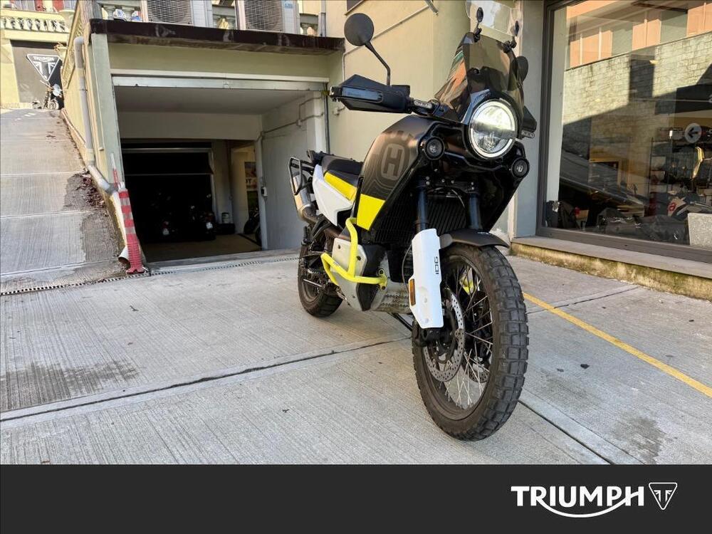 Husqvarna Norden 901 (2022 - 26) (3)