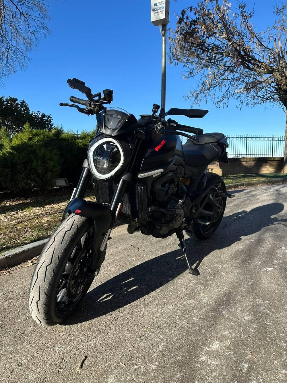 Ducati Monster 937 + (2021 - 25) (12)